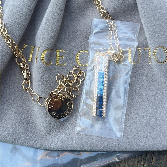 NWT VINCE CAMUTO BLUE OMBRÉ CZ NECKLACE - Picture 8 of 9